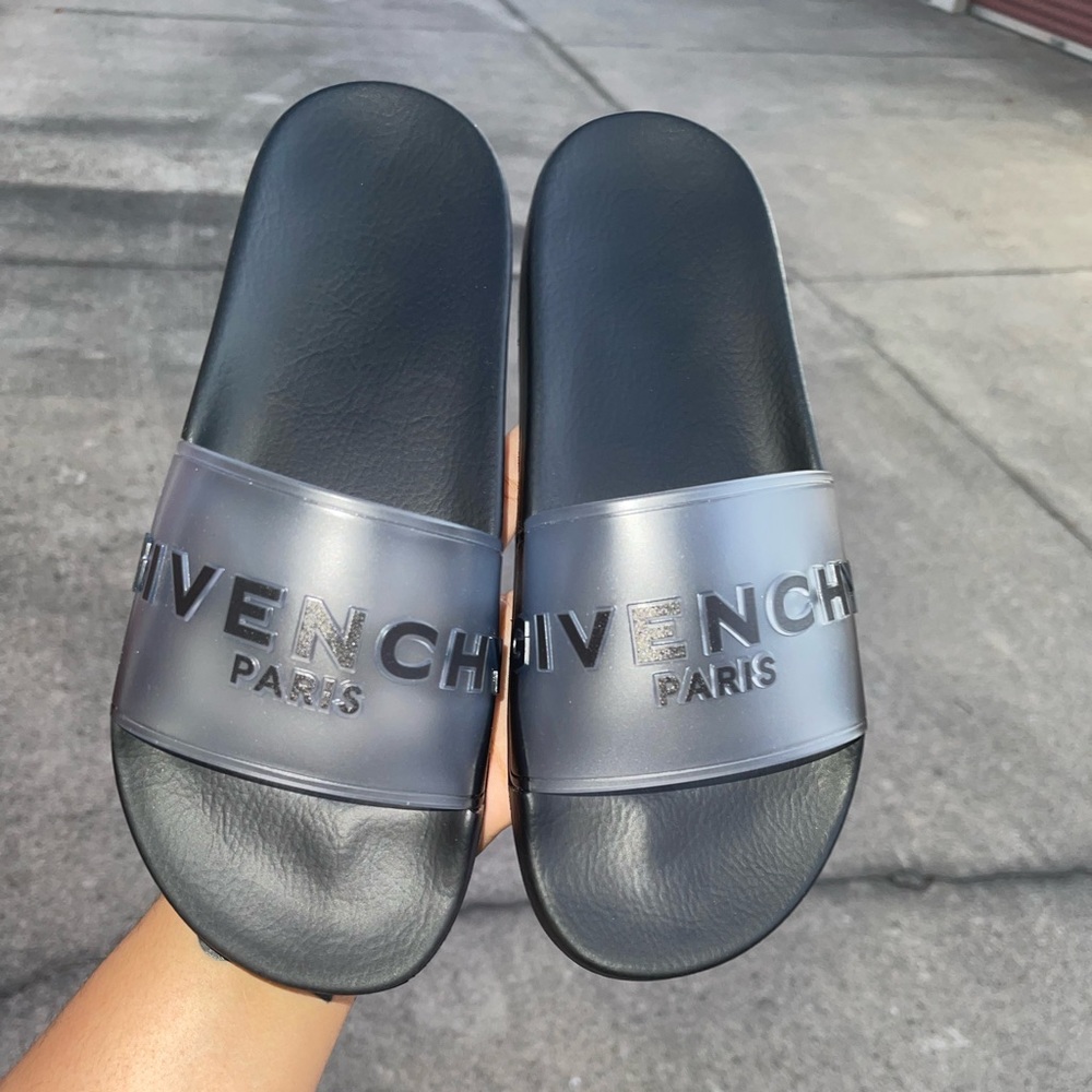 NEW GIVENCHY SLIDES